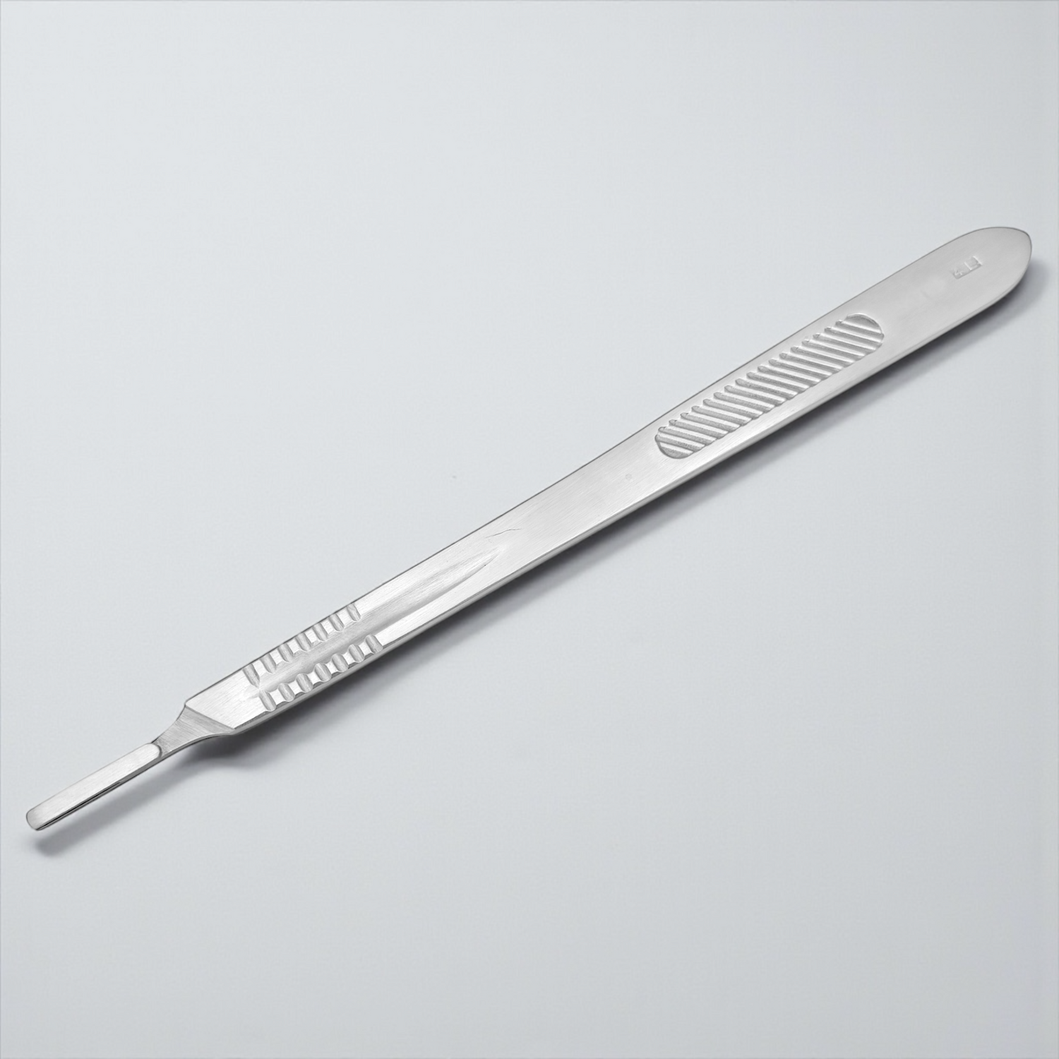 MANGO BISTURÍ N°4 LARGE 20,5 CM