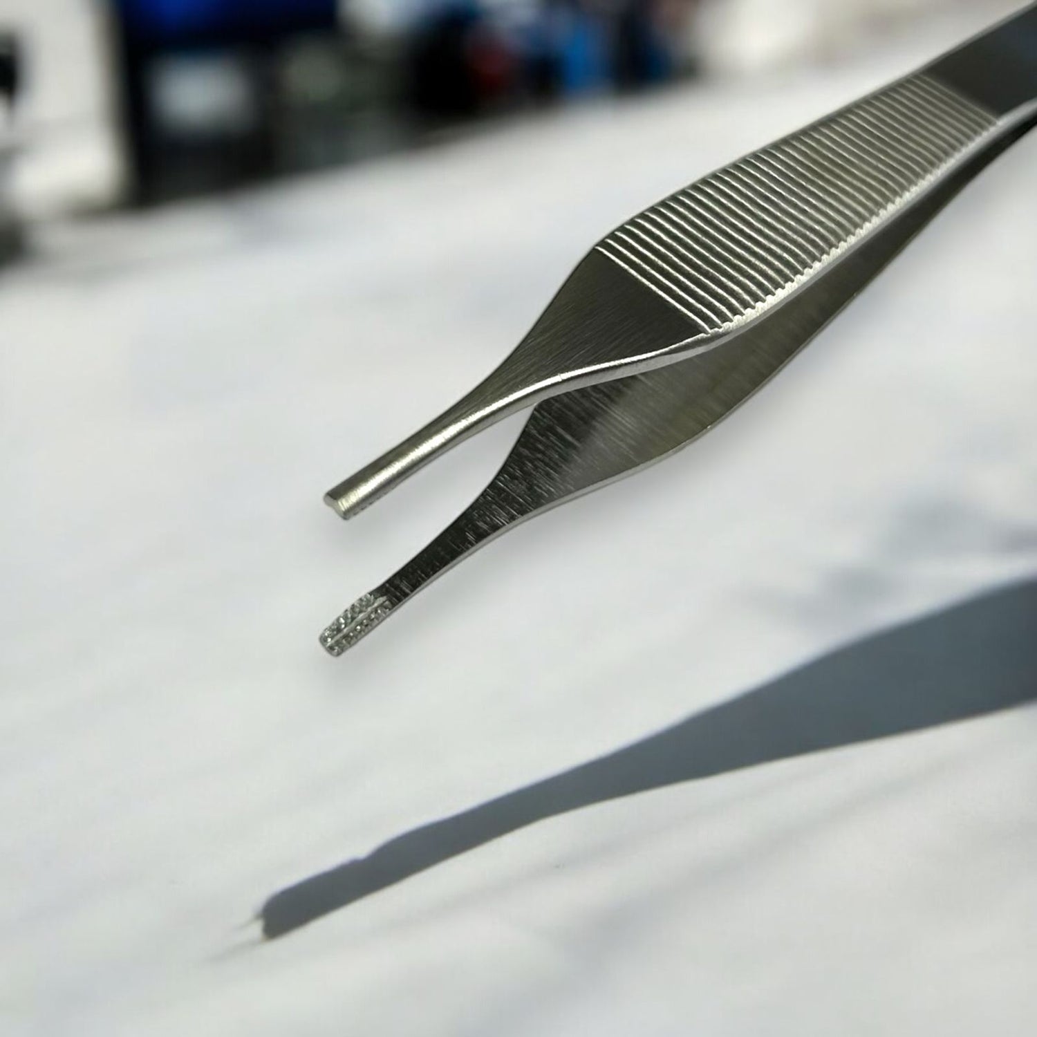 PINZA ADSON BROWN 12 CM