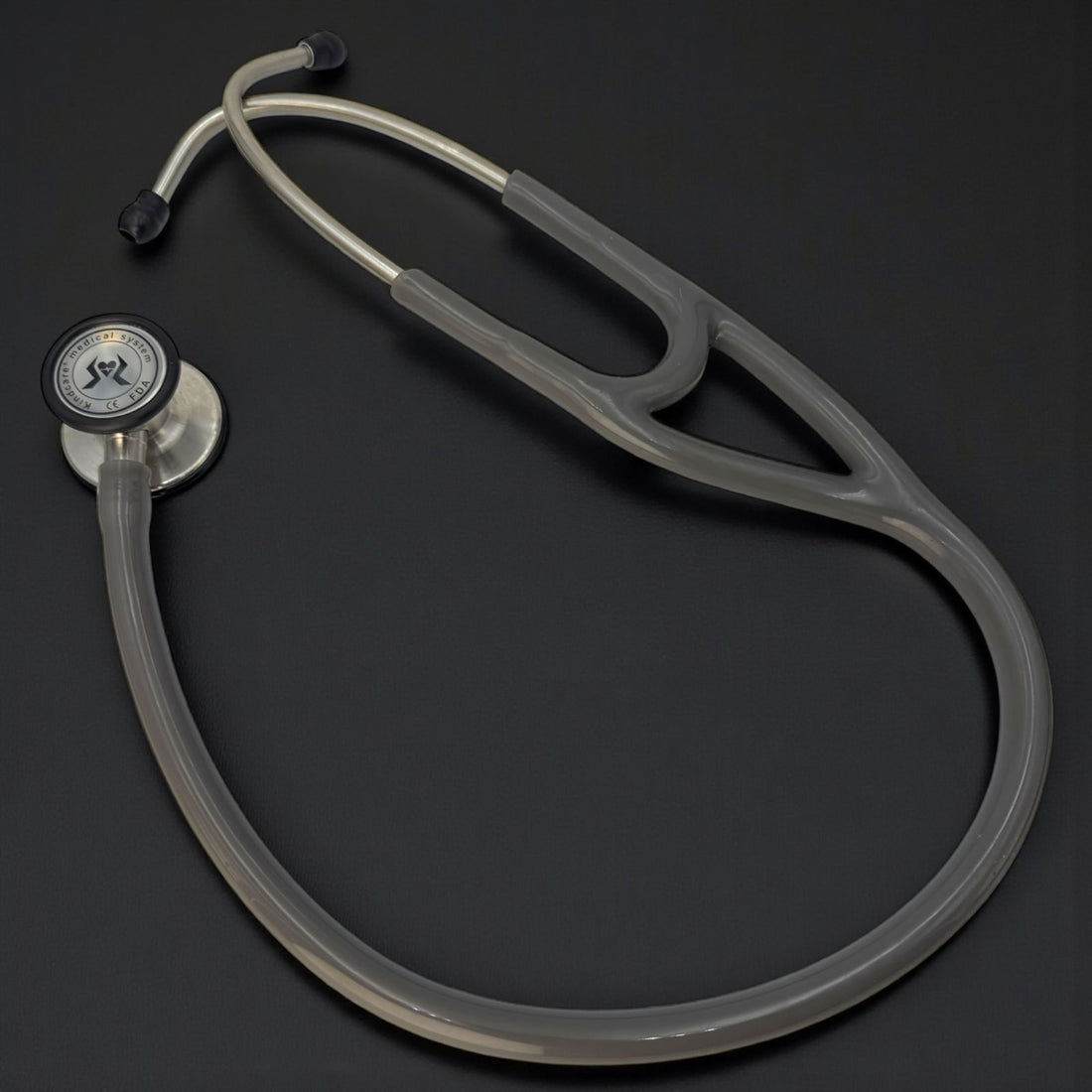 FONENDOSCOPIO DOBLE CAMPANA KINDCARE GRIS