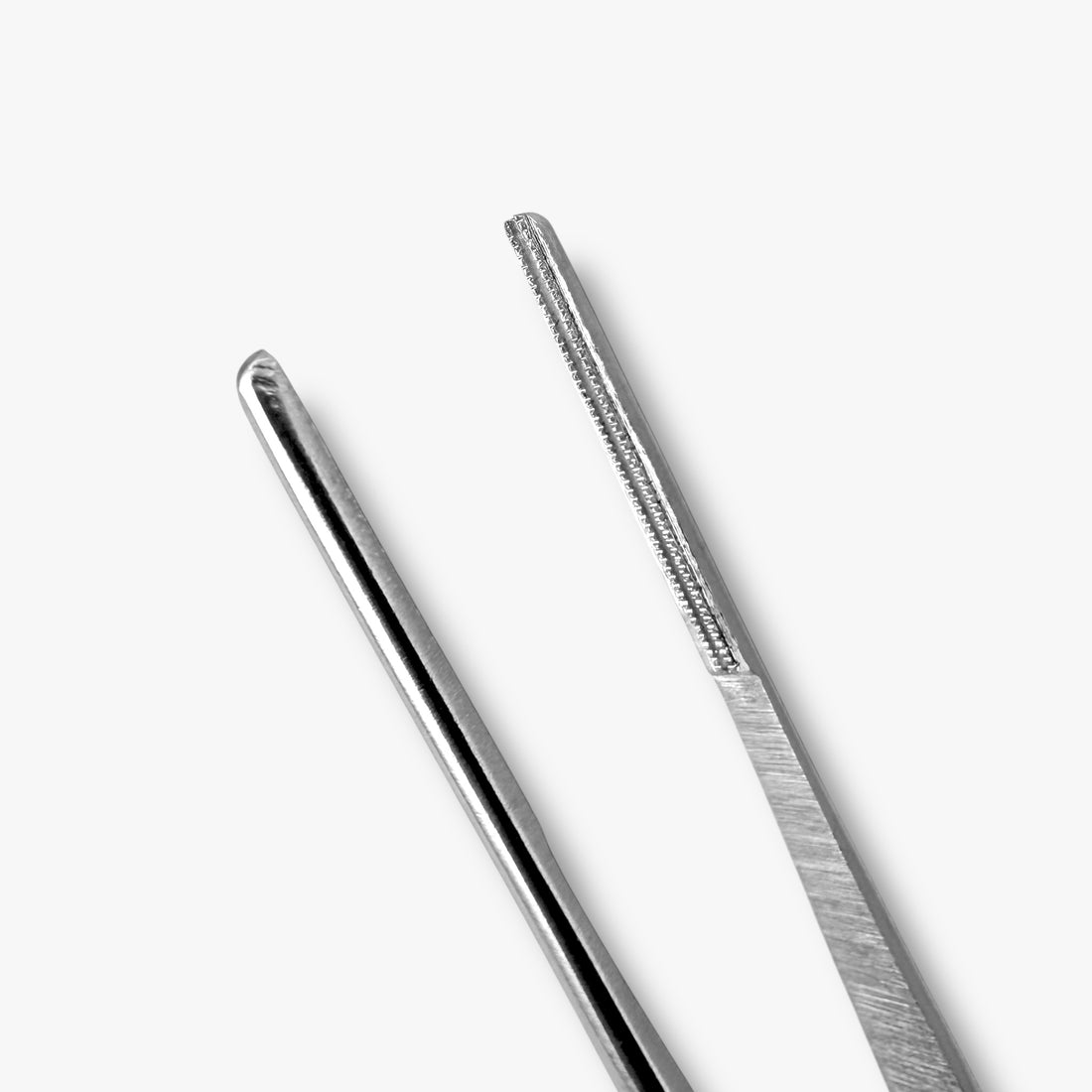 PINZA DEBAKEY RECTA 16 CM